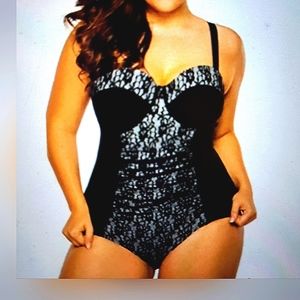 Womens plus size one piece bathing suit